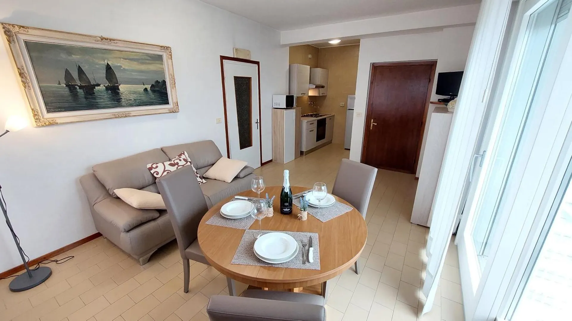 Betulla Lake View Apartment Lazise Italy