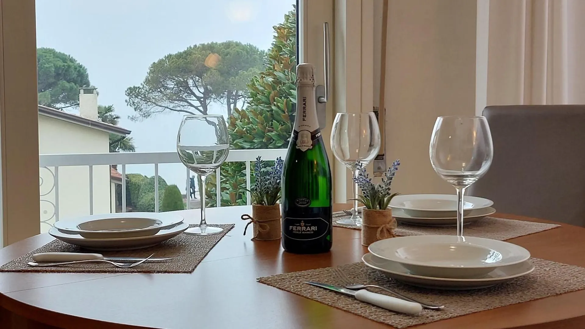 Betulla Lake View Apartment Lazise