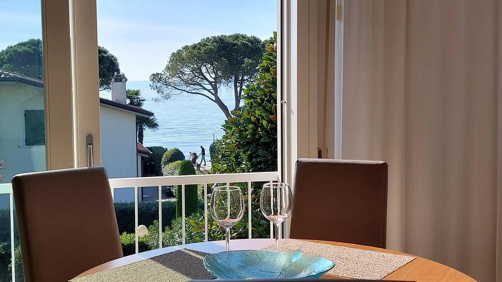 Betulla Lake View Apartment contacts