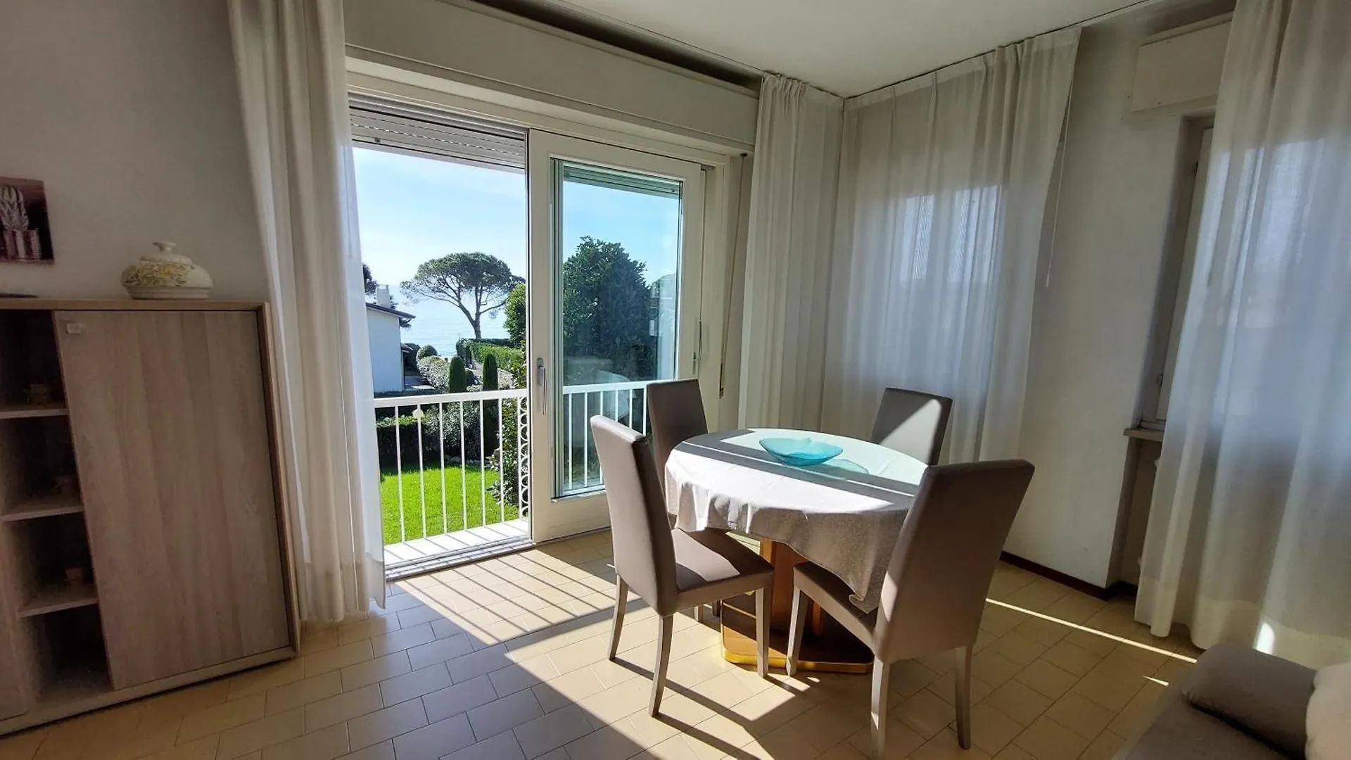 Betulla Lake View Apartment Lazise