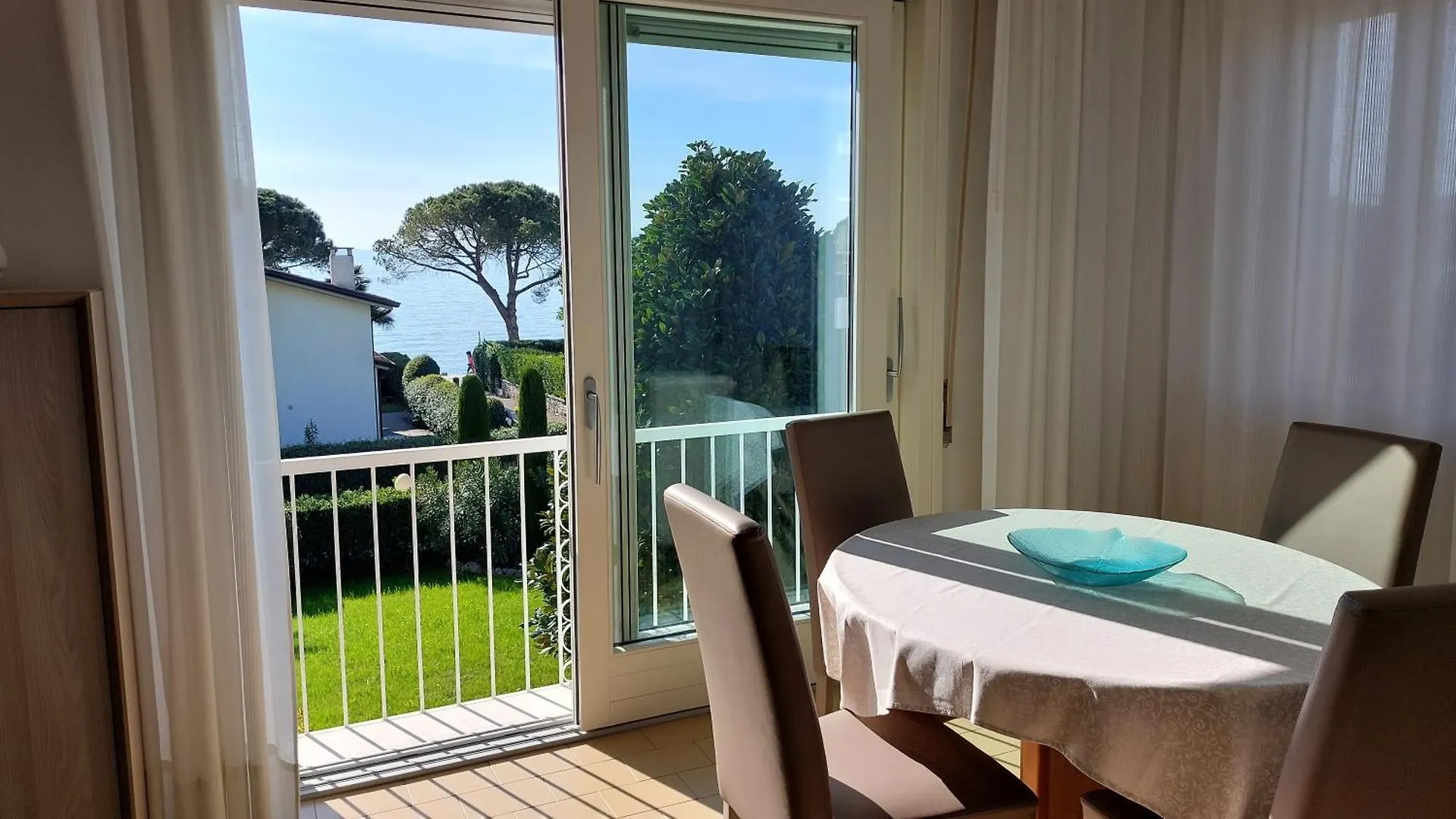 Betulla Lake View Apartment Lazise Italy